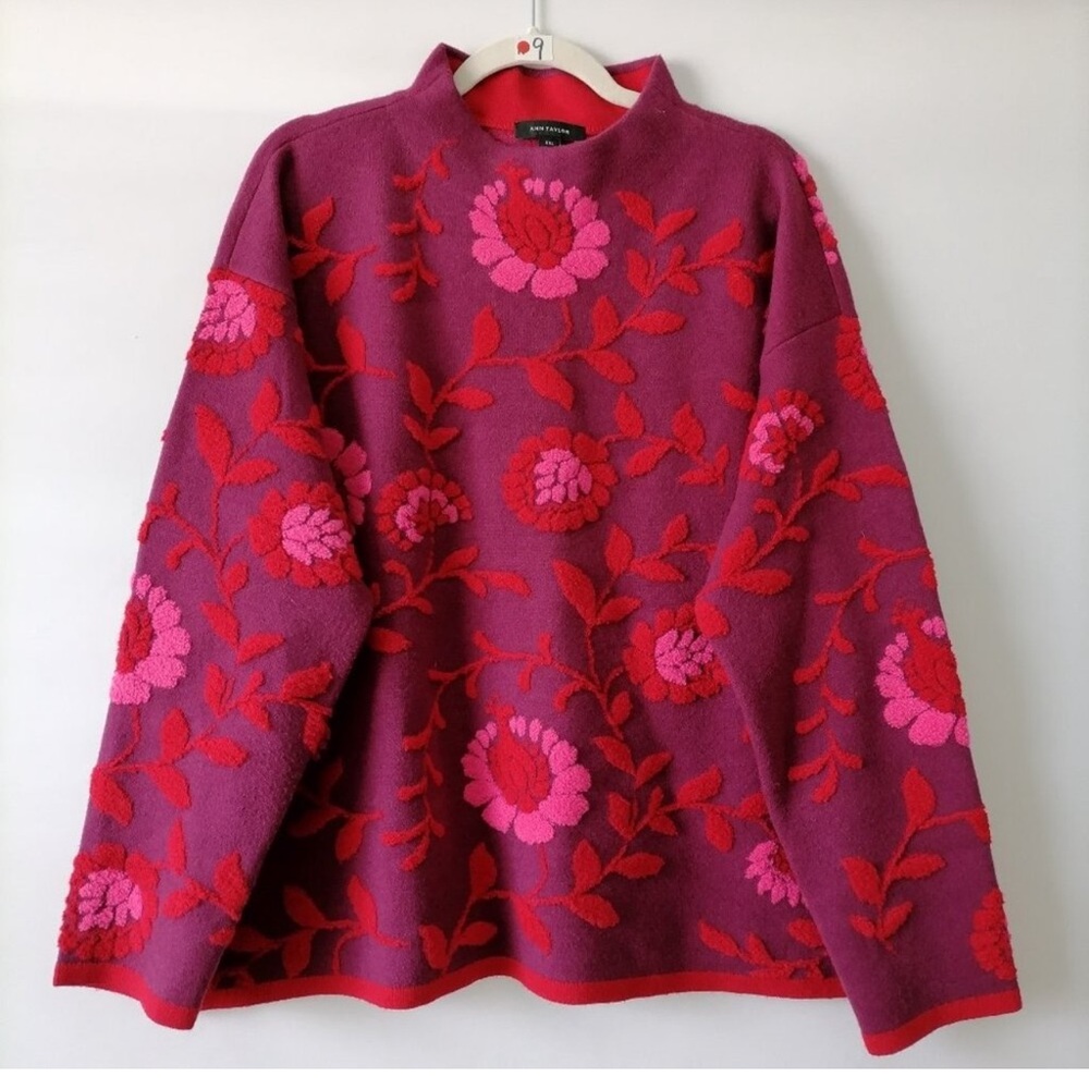 Ann Taylor Women’s Purple Red Embroidered Pullover Sweater XXL